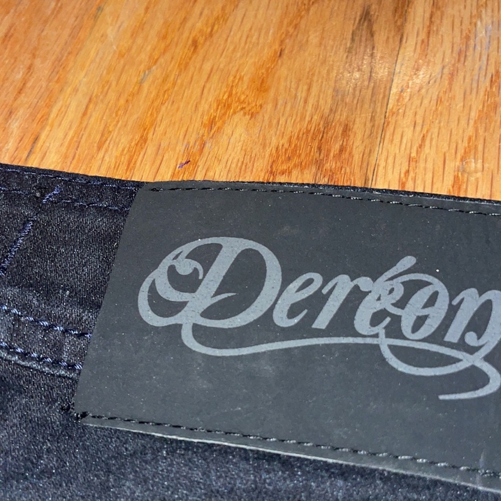NEW  Dereon Y2K jeggings stretch denim shorts 14 - Picture 15 of 17